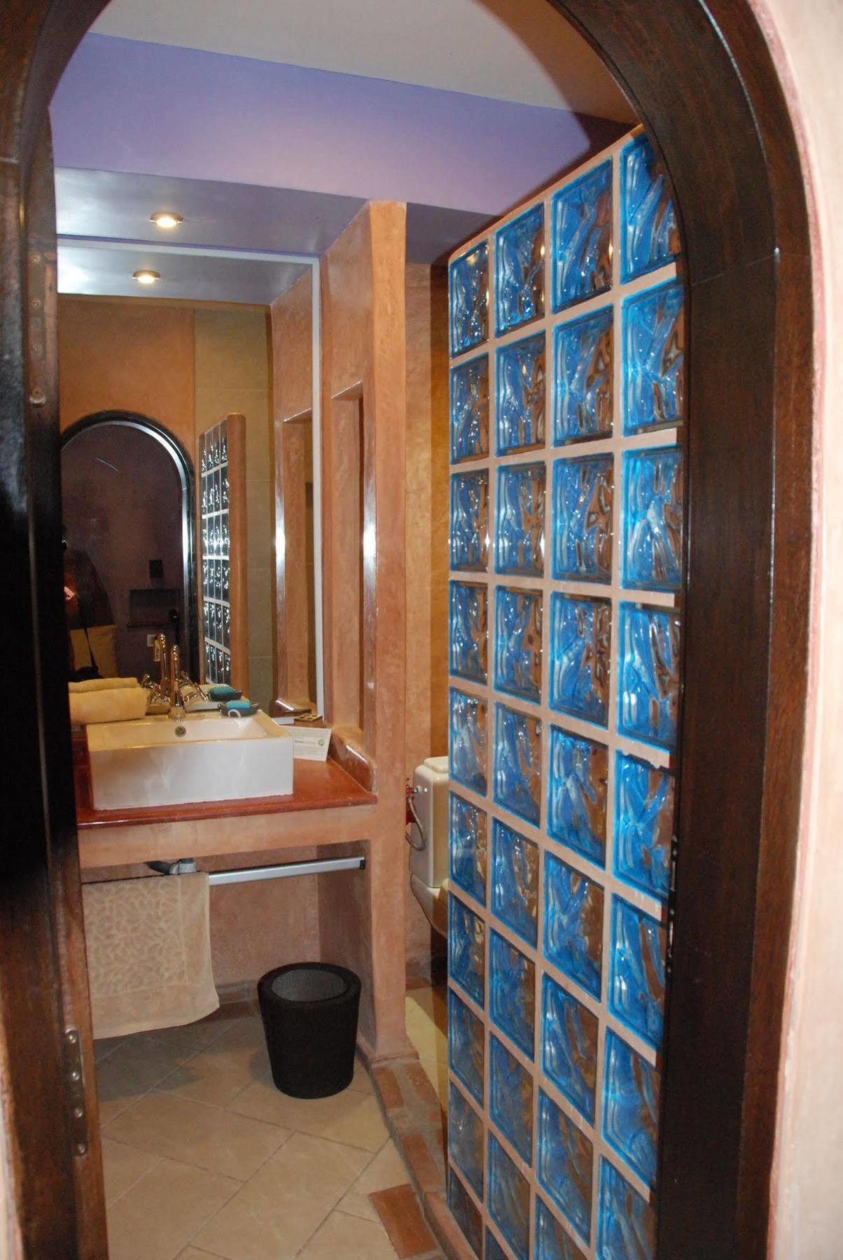 Hotel Le Djoloff Дакар Экстерьер фото