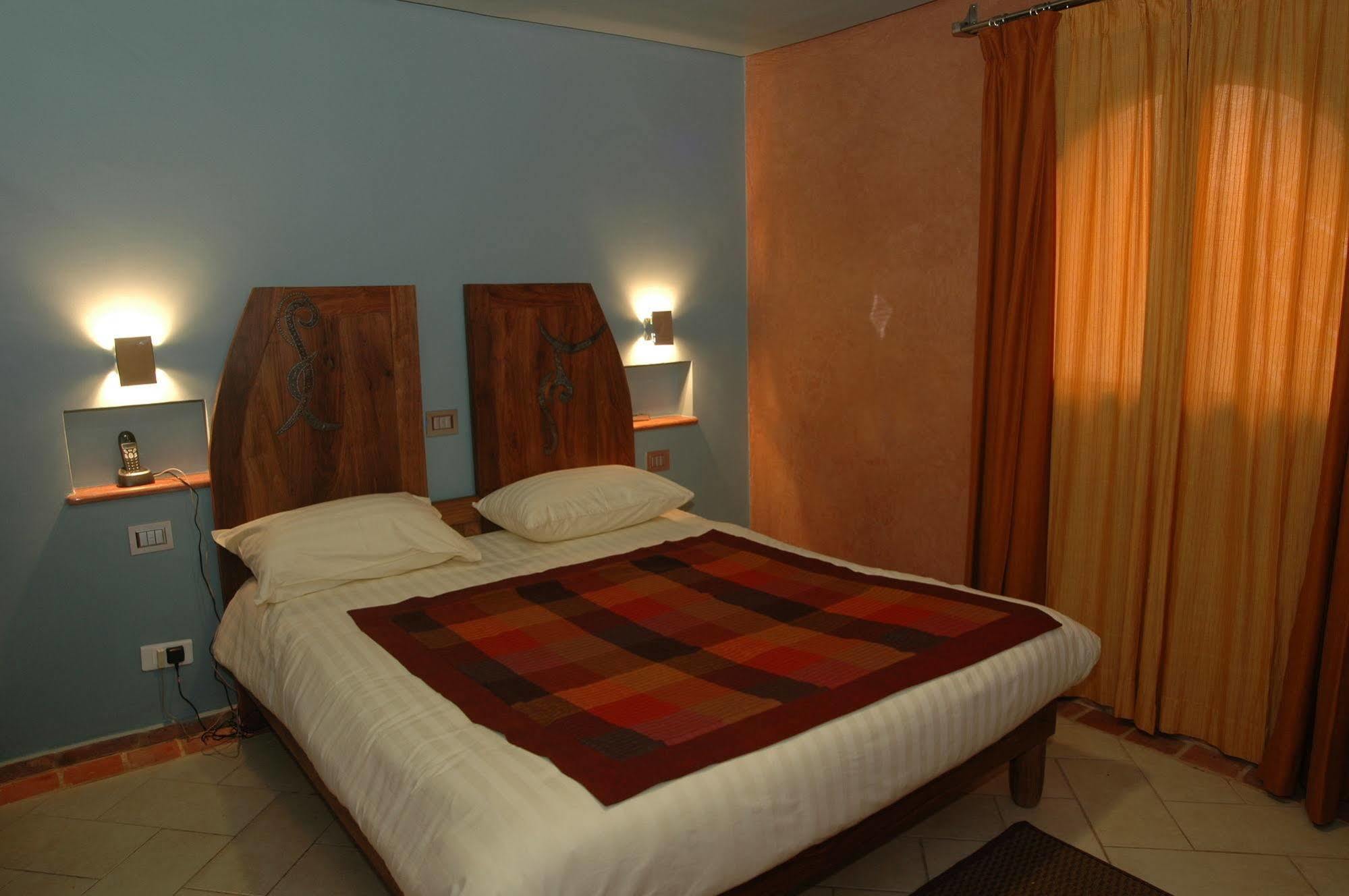 Hotel Le Djoloff Дакар Экстерьер фото